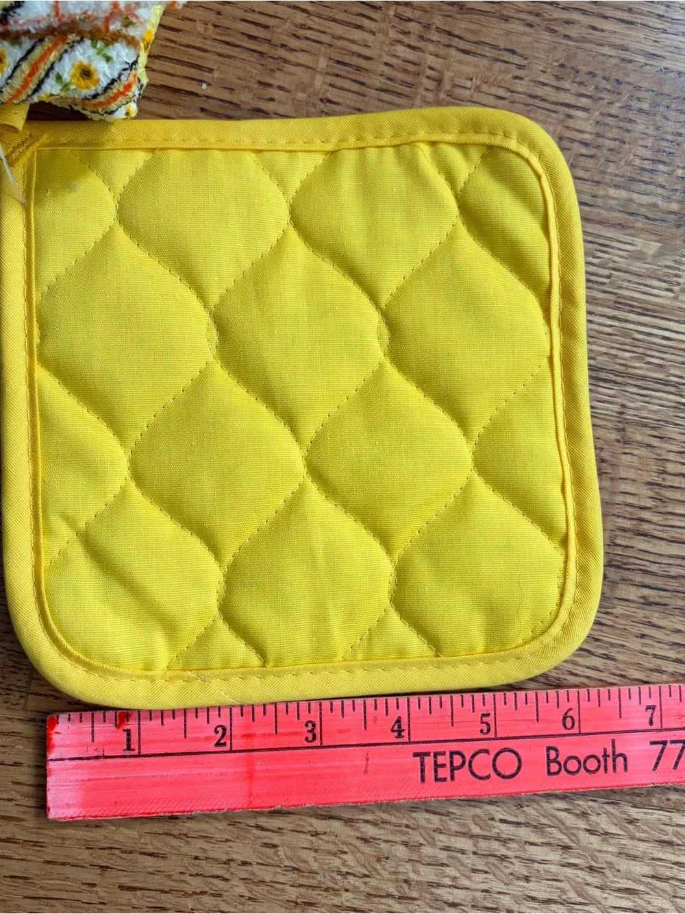 Vtg 70s Cannon Flower Kitchen Set Yellow 3 Dish Towels 1 Potholder Grannycore